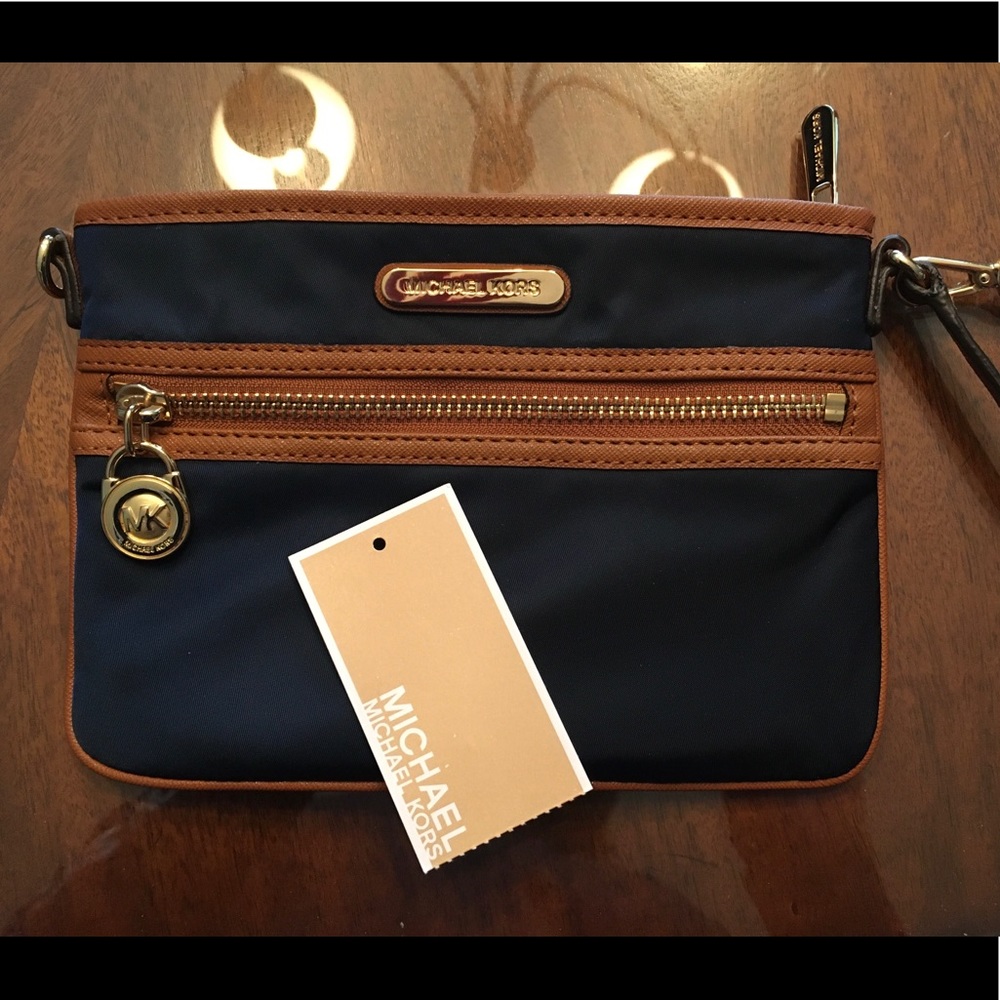 Michael KORS Kempton Navy Nylon Wrislet NEW